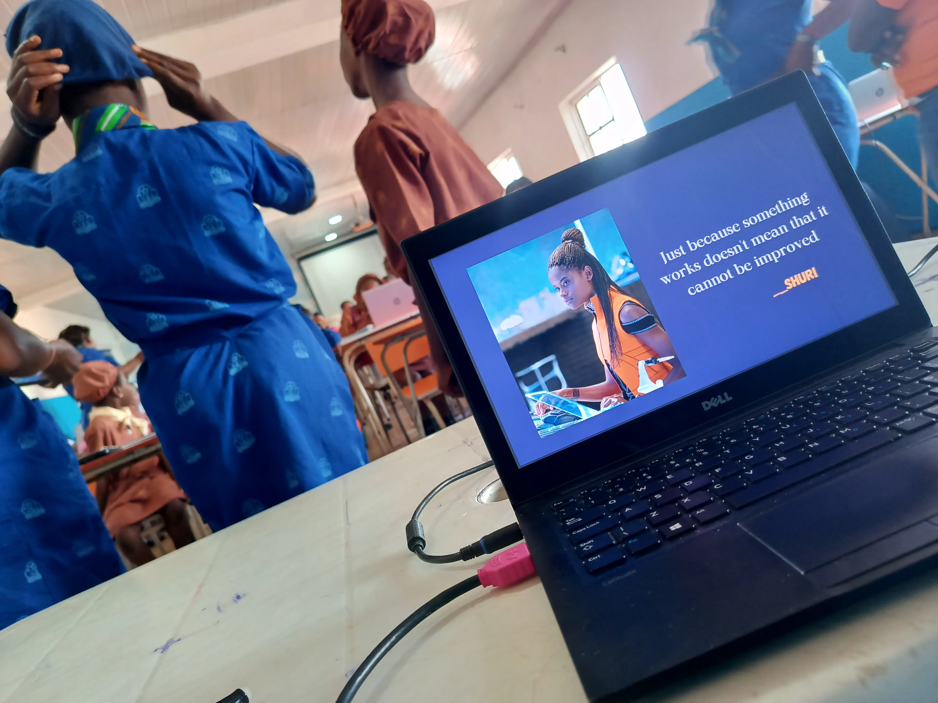 Girls Code Too session photo 2