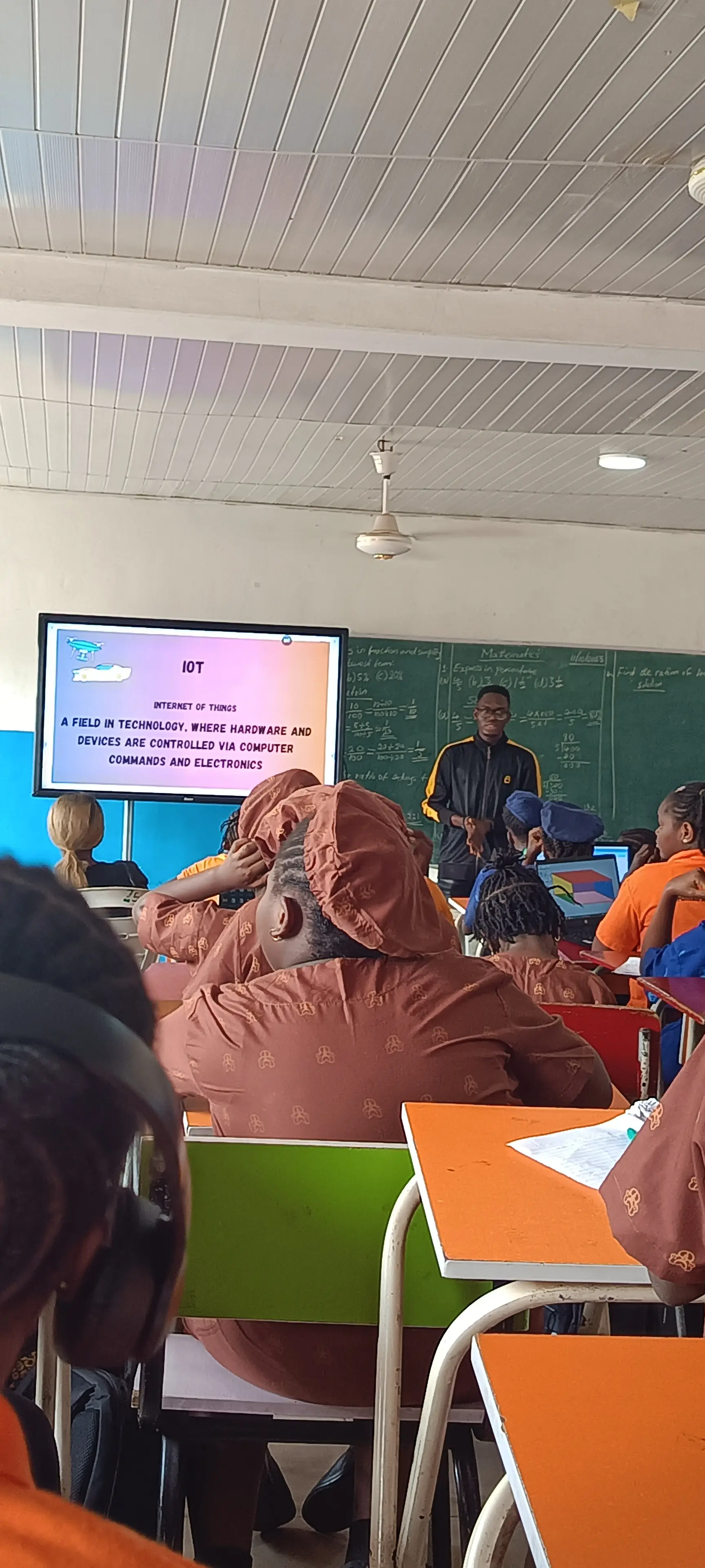 Girls Code Too session photo 5