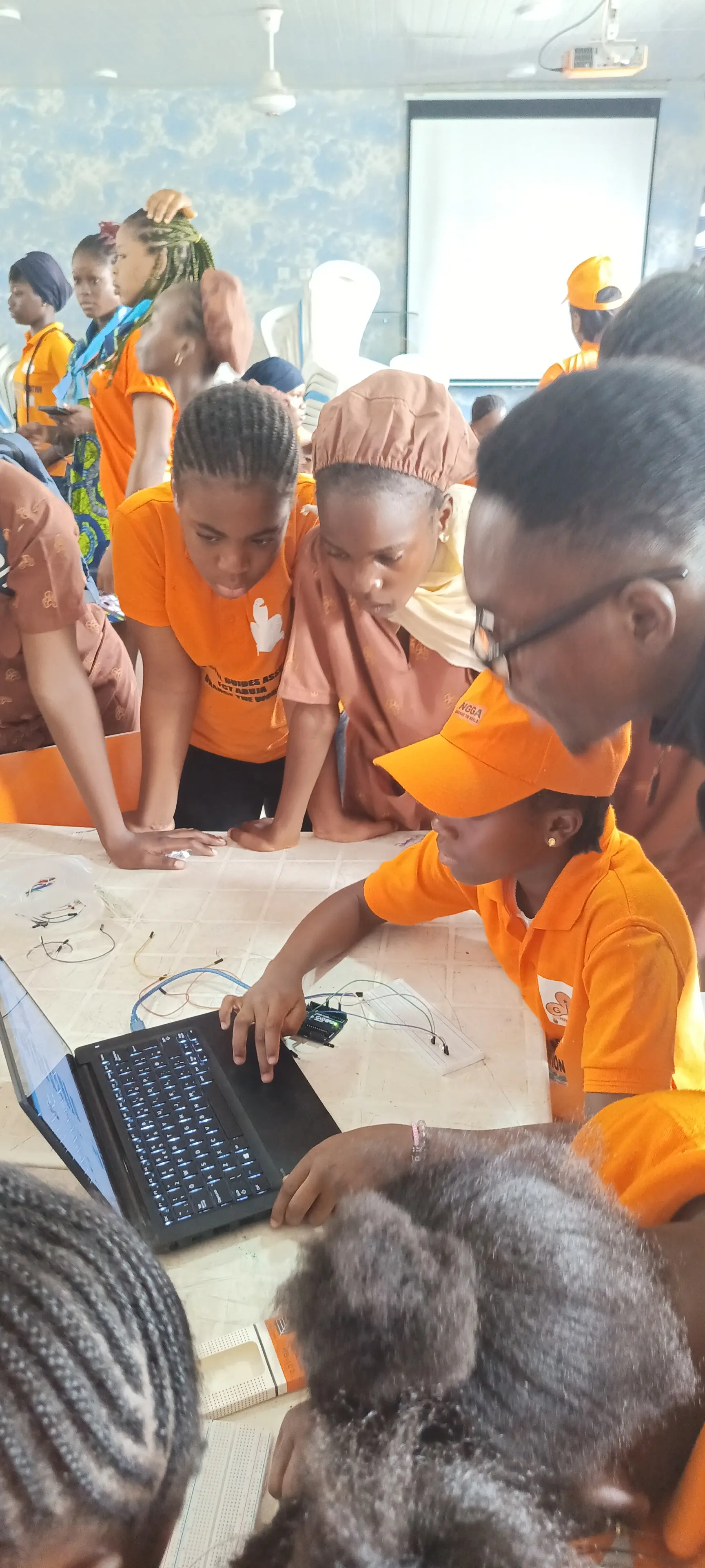 Girls Code Too session photo 6